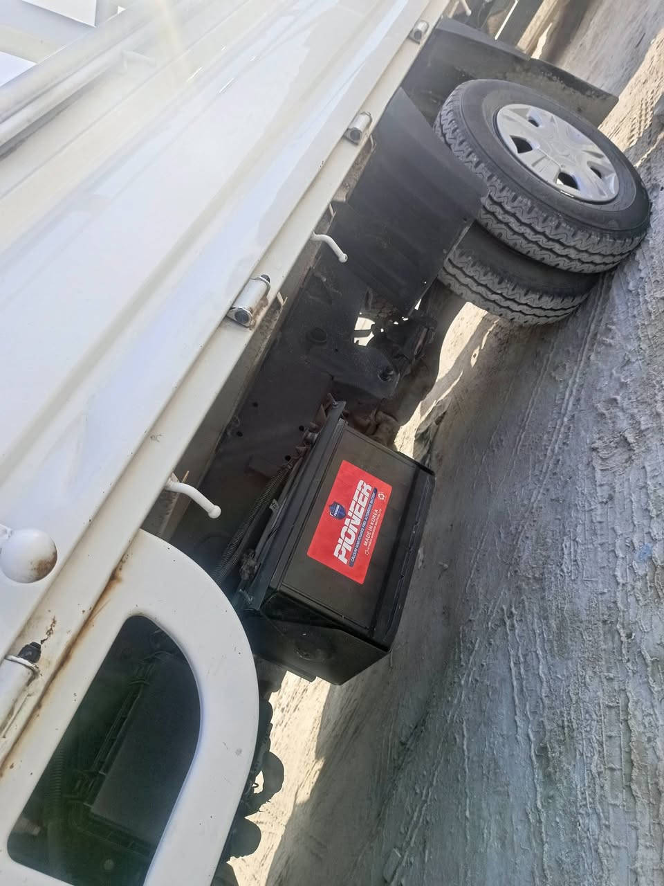 السلام عليكم كيه نثيه للبيع السياره مكفوله كفاله عامه بيه بس بنيد مبدل مود يل 2009 تبريد رقم نكليزي بسمي مشروع وطني مكينه مفتوح الفين وسبعميه مكينه وكير وحداديه بل كارتون تخم تاير صار سبوع شادهن منضومه زنون مكان السياره كربلاء الحر /الرقم *********** تحياتي رقم السياره بابل
