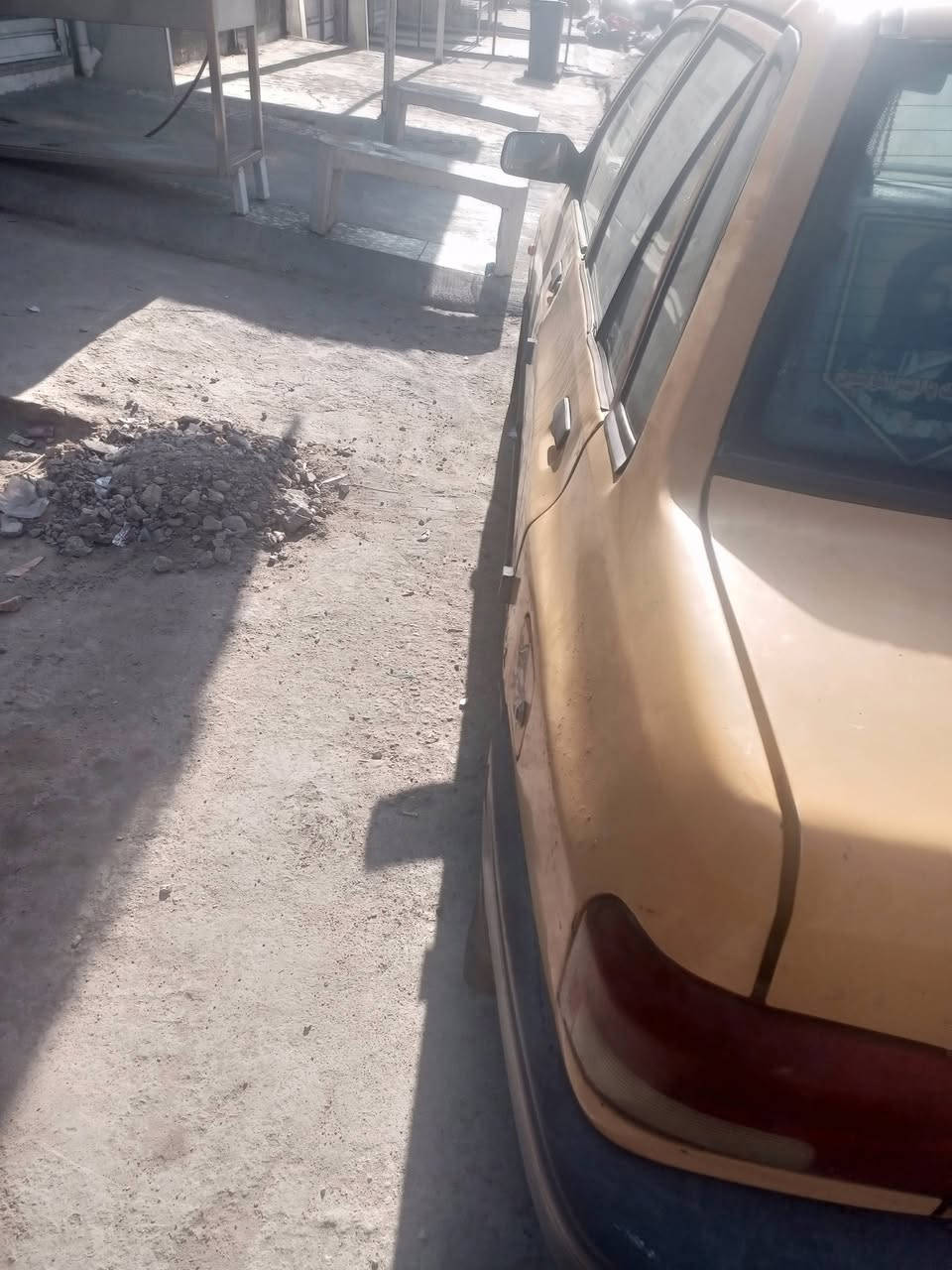 سايبا للبيع موديل ٢٠١٣مصفره هيه وغرامات مكينه لا صرف ولا تبخير حدايده نص عمر السنويه بسمي المكان بغداد جديده السعر ٢٥ بيها مجال رقم التليفون ***********
