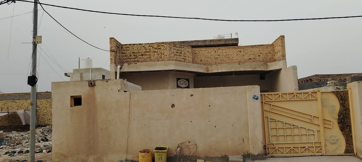 سلاام عليكم بيت البيع مساحه 250طابو سند زراعي  25 حي القصور قرب كليات العلوم الستفسار عله الرقم/***********

