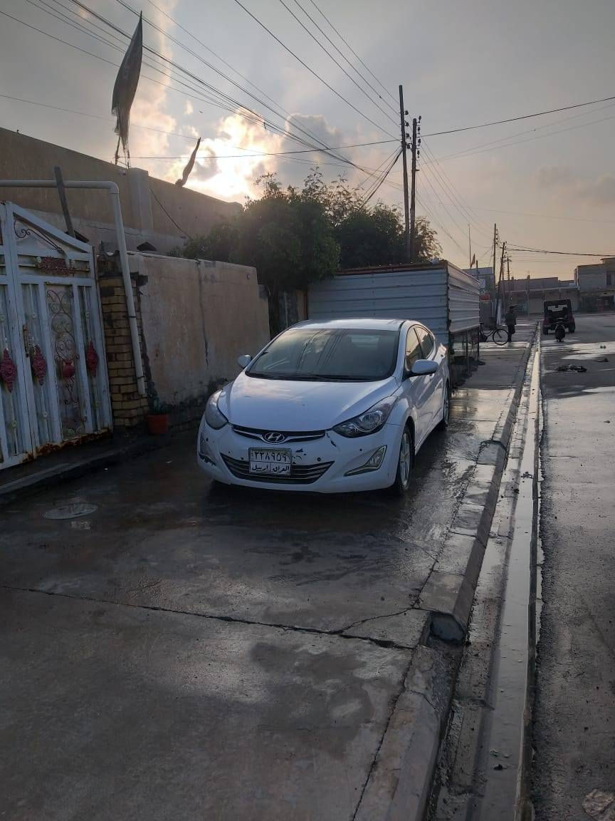 السلام عليكم الانترا موديل 2012 خليجي محرك 1600 بيه ٤ قطع صبغ بدون دواخل رقم اربيل سعر ٨٩ وبيه مجال رقم
***********
