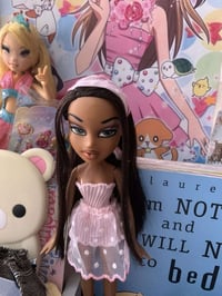 براتز • دمية