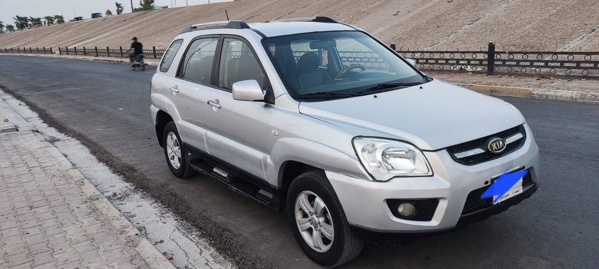 سبورتج موديل ٩ رقم بصره دولي السياره بأسمي كير مكينة مكفولات
محرك ٢٠٠٠ دوش السونار مرفق بالصوره 
مكان السياره ميسان مركز المدينة 
السعر ١١٥ للإستفسار الاتصال على الرقم ***********
