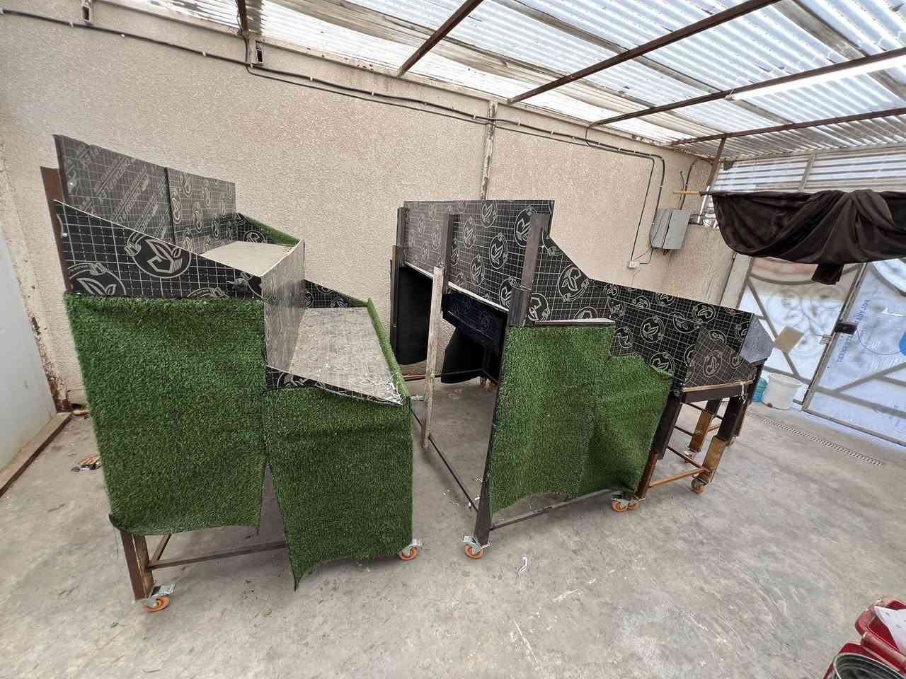 السلام عليكم، للبيع ميوز عرض فواكه وخضروات بحالة ممتازة

فرصة لأصحاب محلات الخضار والفواكه أو السوبرماركت.

ميوز قوية ومصنوعة من هيكل حديد متين مع عجلات لسهولة الحركة، مناسبة لعرض الفواكه والخضروات بشكل مرتب وجذاب للزبائن.

📏 القياسات:

🔹 الميز الكبيرالطول: 2 مترالارتفاع: 190 سمالعرض: 110 سمارتفاع الخانة الأولى: 1 مترارتفاع الخانة الثانية: 1.5 متر

🔹 الميز الصغيرالطول: 2 مترالارتفاع: 130 سمالعرض: 70 سمارتفاع الخانة: 1 متر

✅ الحالة: جيدة جداً وجاهزة للاستخدام مباشرة📍 الموقع: بغداد – مدينة الصدر

💰 السعر مناسب 

📩 للتواصل والاستفسار يرجى المراسلة على الخاص.

أو الاتصال على ***********
