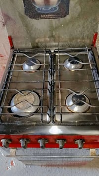 فرن • للبيع • ٧٠