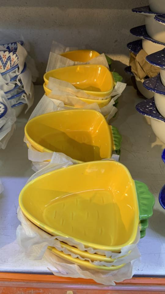 ته نها 500 دينار 
فقط 500 دينار 
السلام عليكم شته تازەکان کەیشت 
وصلتنا بضاعة جديدة
اهلا وسهلاً بكم في عالم التسوق كل ما يحتاجه المنزل وبانسب الاسعار.
بەخیربین بو هەرزان بازاری مالی خانمان بەهەرزانترین نەرخ بەباشترین كواليتي بیشکەشی بەریزتان دەکەین.
العنوان / سليمانية سرجنار مقابل جامع مشخلان 
سليماني سەرچنار بەرامبەر مزکەوتی مەشخەلان
واتساب ***********
