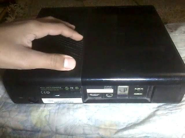 سلام عليكم اكس بوكس 360 سلم مهكر مع جميع ملحقات وثنين جويستك أكثر من 50لعبه السعر 110 الموقع النجف الاشرف ويوجد توصيل باله اوربي وليس تجاري اوصيني***********
