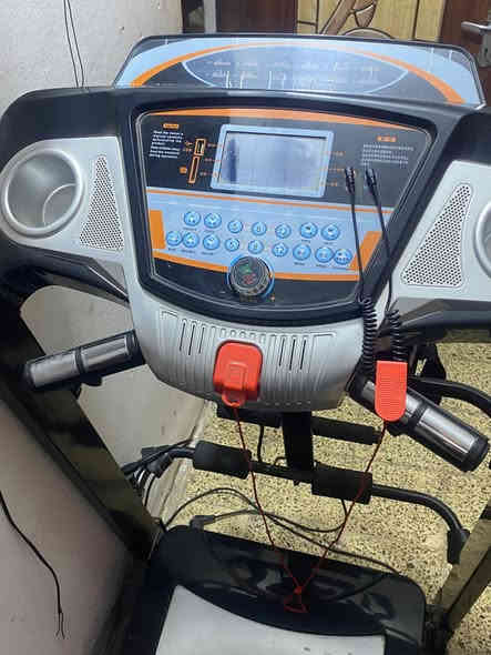 السلام عليكم جهاز جري. جبلي  نضيف ستعمال شي قليل البيع. سعر مال بيع 300 عنون دوره ***********
