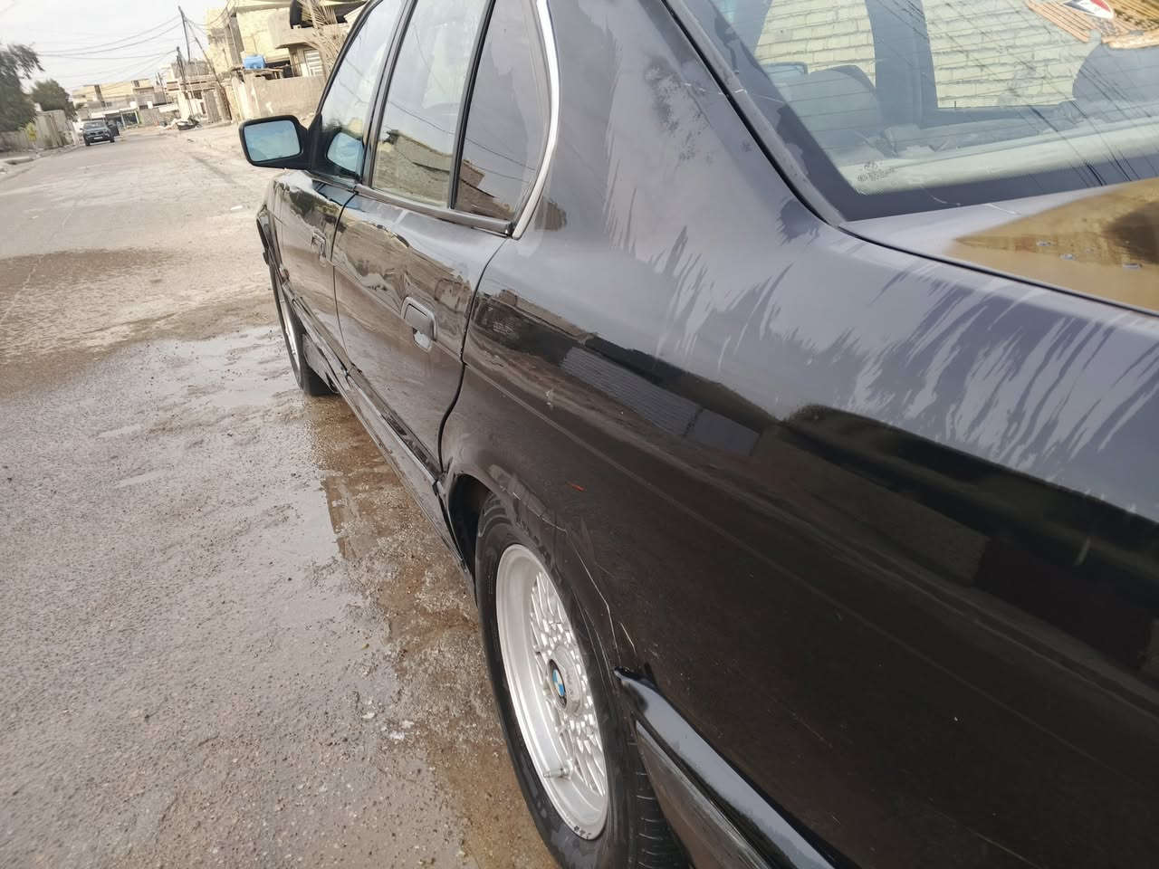 بي ام 535 كير محرك تمام موديل 88 مكانها محموديه 53 ت ***********
