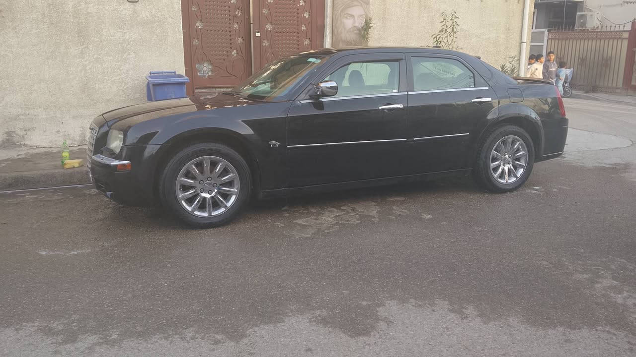 2010 اصل
مكينة كير  شواصي لغود قماره كفاله 
مكينه 3500 اصل 
رقم اربيل مكاني بغداد
بيها مكانات صبغ صور السونار موجودة 
سيارة ماشيه 280 ما مشتغله خط


**إذا كنت صاحب هذا الإعلان وتريد حذفه لأي سبب، رجاءا أرسل رسالة إلى الدعم الفني**