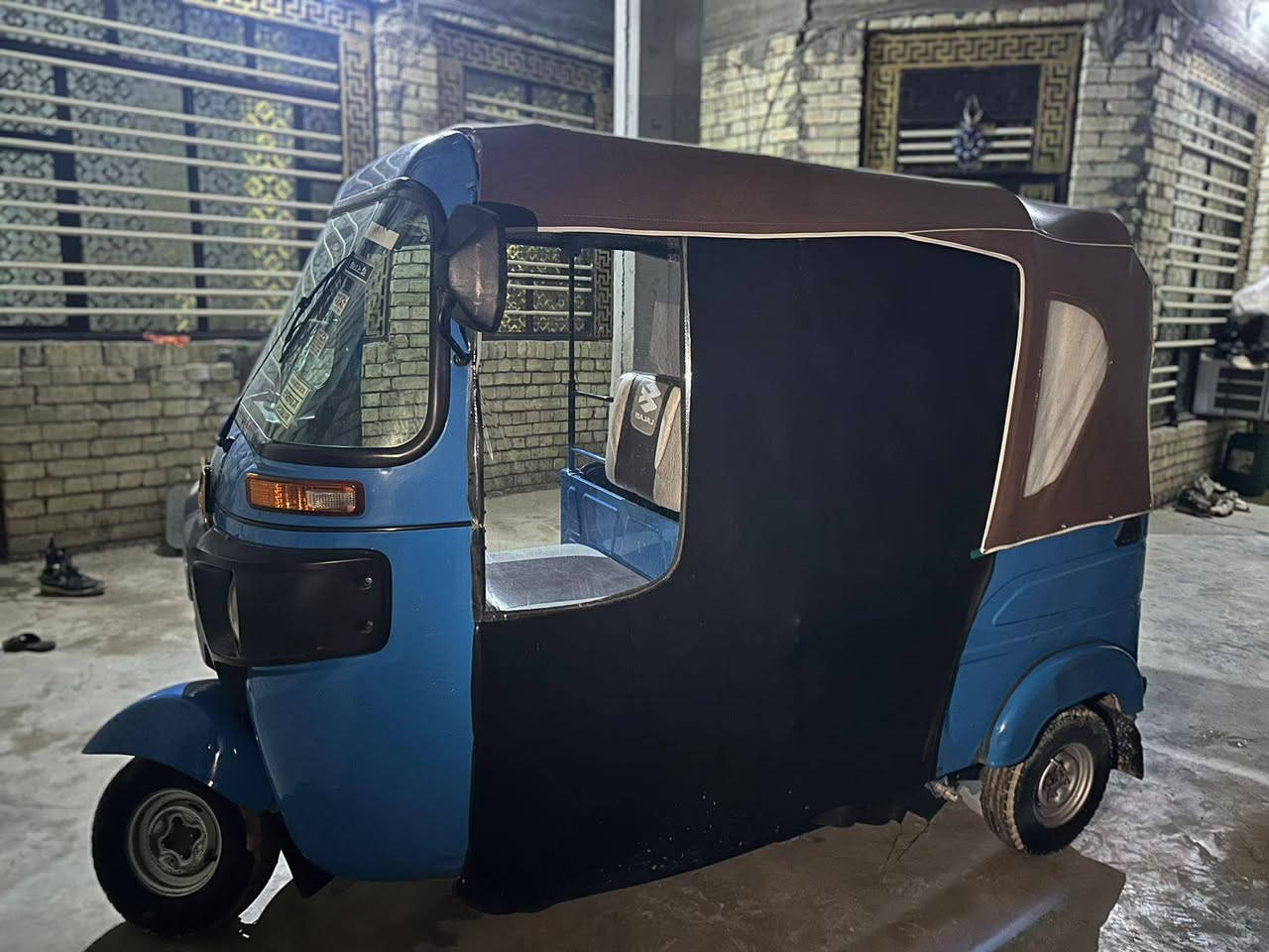 تكتك لبيع 22شهر12مضلع كفاله بغداد النهروان ***********
