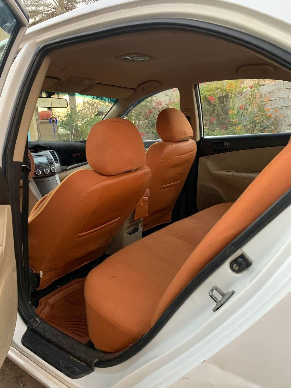 السلام عليكم
للبيع سوناتا 2010 خليجي 

فول عدى الفتحة مواصفاتها معروفة

محرك 2400 

سيارة جاهزة مابيها نقص تخم تاير صدر سنوية رقم كلة جديد 

بيها جاملغ وبنيد وبيها شخط بالصفحة مامصلح 
سعرها 117 وبيها مجال للشراي مكان جبلة

***********
