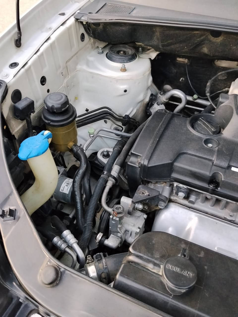 السلام عليكم توسان 2009 بيها بارد حك شبر باب السائق والباقي مكفول اب شرط السياره احلا من الصور  رقم بغداد السياره خيرمن الله   مابيها اي نقص السعر 122/ بيه مجال شي قليل العنوان بابل المحاويل ***********
