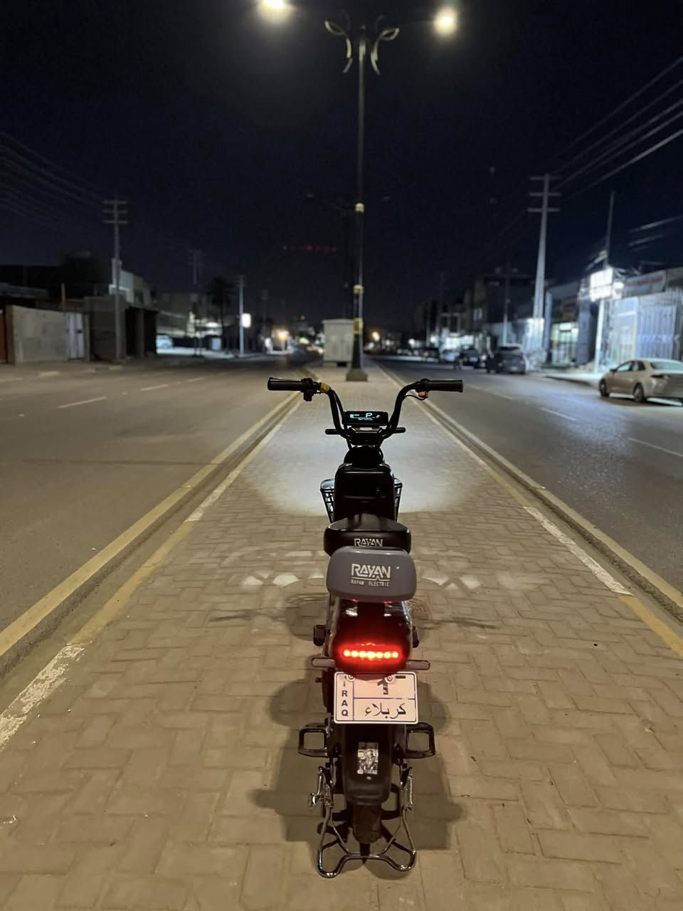 سلام عليكم باسكل شحن نوع الريان الون سمنتي 4بطاريت 3سرع كلش نضيف ماصارله 2شهرين السعر290قفل مكاني كربلاء الجمعيه رقم ***********
