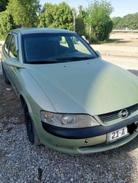 لبيع سيارات أوبل 07728525627