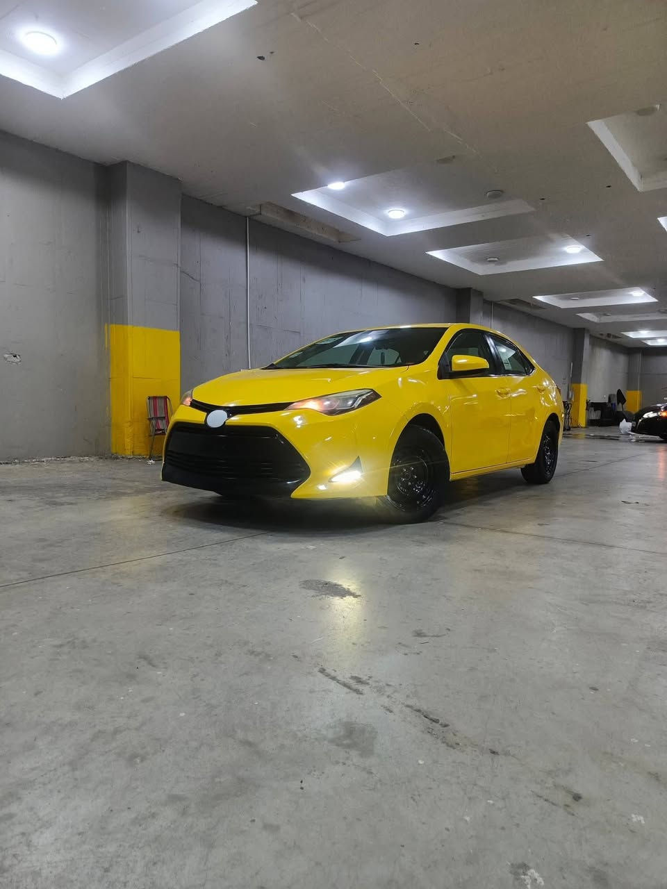 كورلا ١٩ رقم بغداد الرقم الجديد  ماشيه ٩٣ مكفوله من الدعاميه للدعاميه بدون شخط مكفوله محرك كير السياره بحالة الوكاله بدون ايربالك السعر 158 وبيهه مجال بسيط ***********
