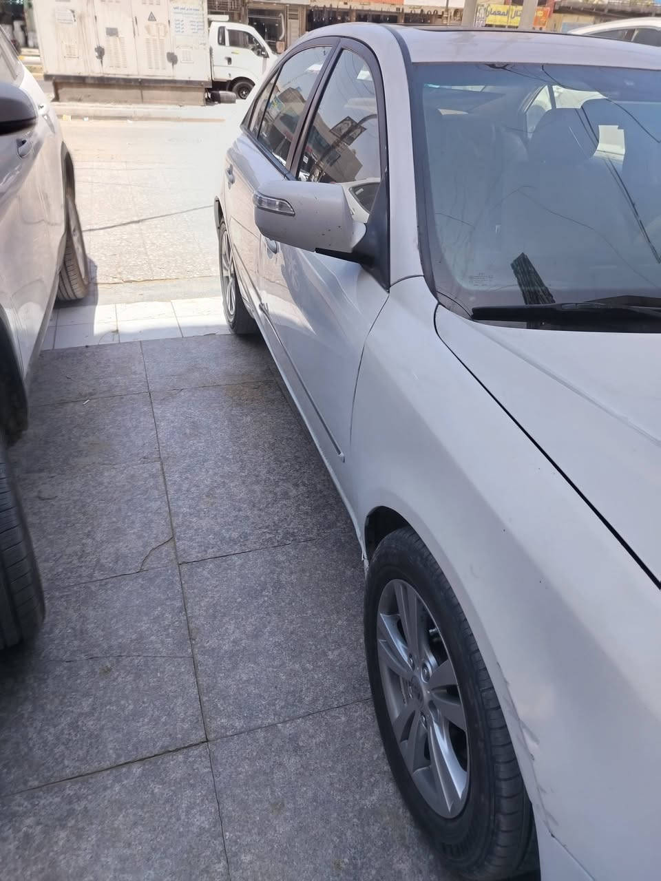 سلام عليكم سوناتا موديل 11خليجيه بيه جاملغ وبنيد حادث والباقي مكفول رقم أربيل تريد تحويل تريد وكاله تخم تاير جديد كير مكينه مكفولات تبريد ثلج السياره كامله عله اخر حبايه مكاني كربلا *********** السعر 112وبيه مجال بسيط
