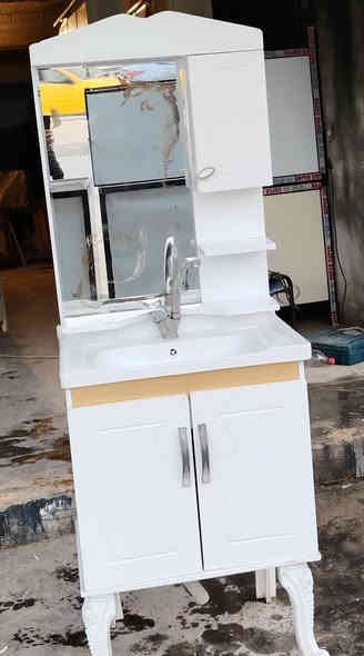 مغسله نظيف للبيع سعر ٧٥
***********
