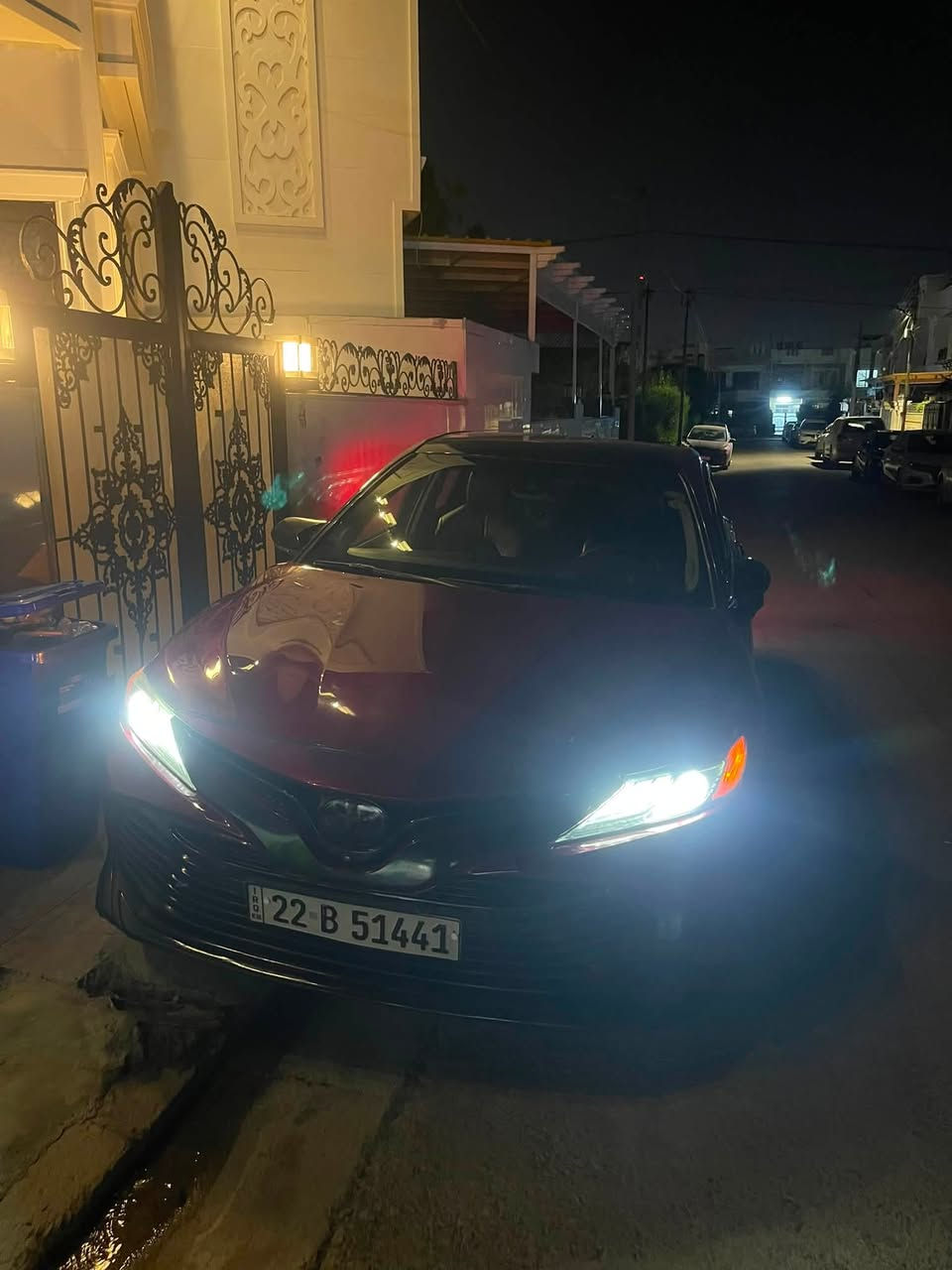 كامري موديل ١٨ XLE فول مواصفات 
بنوراما 
داتاشوب 
كامرات ٣٦٠ درجه
رادارات توقف ذاتي امامي خلفي
سماعات GBL+ دمام
مكينه V6 
شرط مكينه وكير على وضع شركه
سنويه بسمي 
هزه جديده 
اتصال *********** وبي وتساب
