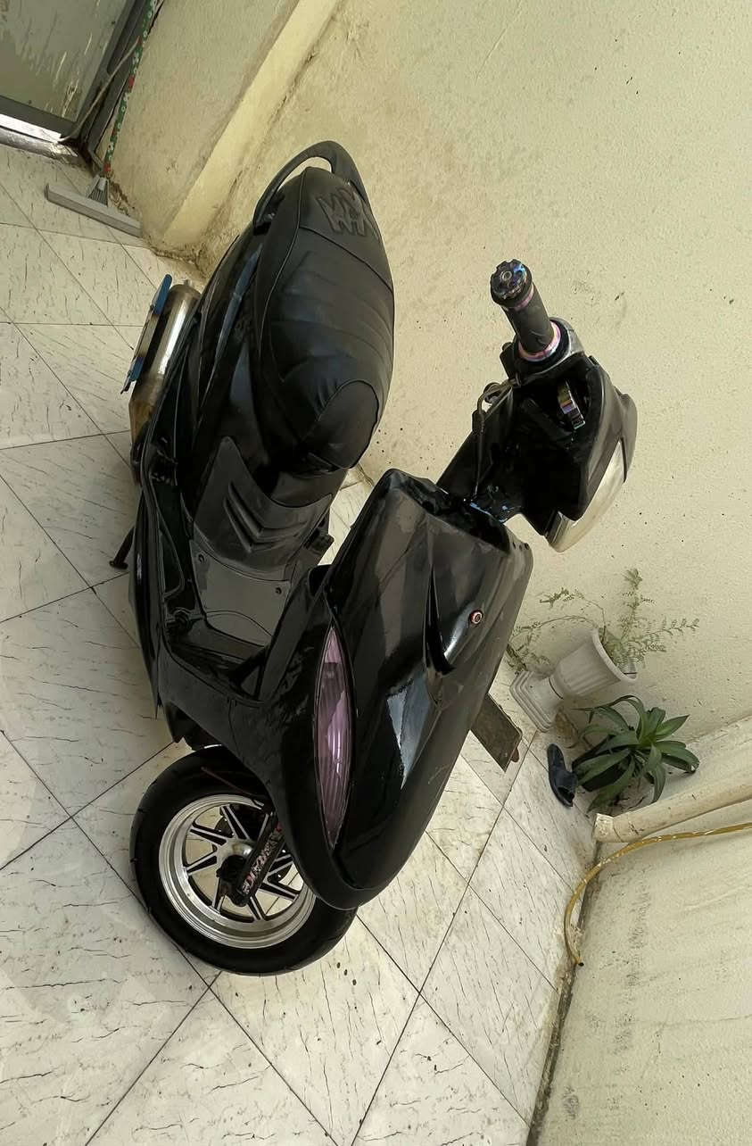 ماكس للبيع مزوده ٥٥ وكلجات رياضي صالنصه صجميه تخم ويل كب نجم بيه كم شغله رياضي بوشه ٥٥طيران عنوان نجف ابو اصخير ***********
