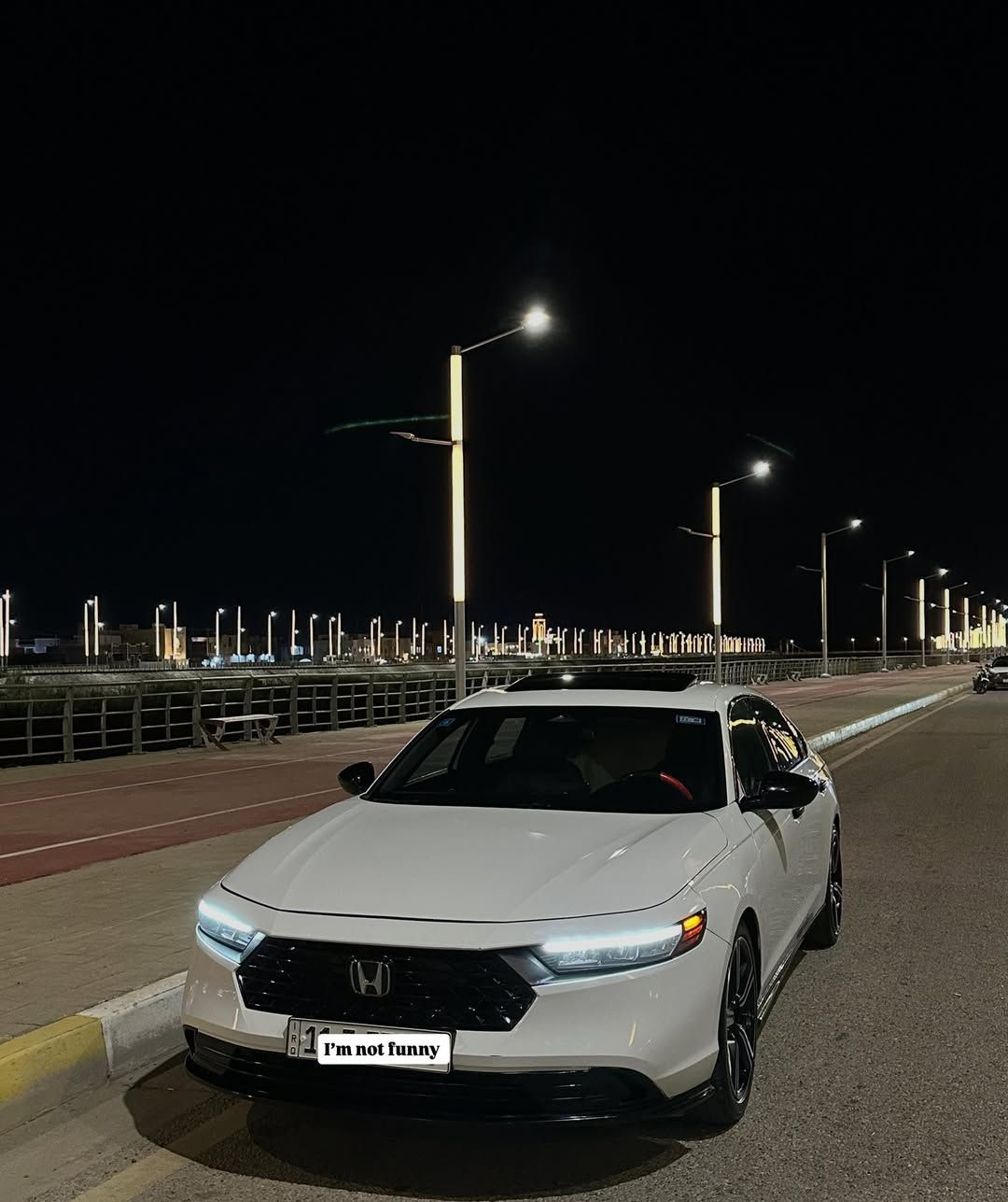 السلام عليكم
هوندا اكورد 2024 ابيض 
رقم بغداد تحويل بنفس اليوم إذا يعجبك 
مواصفات سبورت L فول سياره حلوه 
صور ضرر بلمنشور صبغ بس بنيد بدون داخل 
عندك نقص بسياره فقط صدرها يحتاج طوبه إماميه 
ورادار وصيتلها بعد ماوصلني 
محرك 2.0 هايبرد وبانزين
سعرها 183 بيها مجال مع العلم كلفتني اكثر 
مكان السياره بل رمادي 
مراوس او بيع عادي يرهم حسب الأتفاق 
***********
