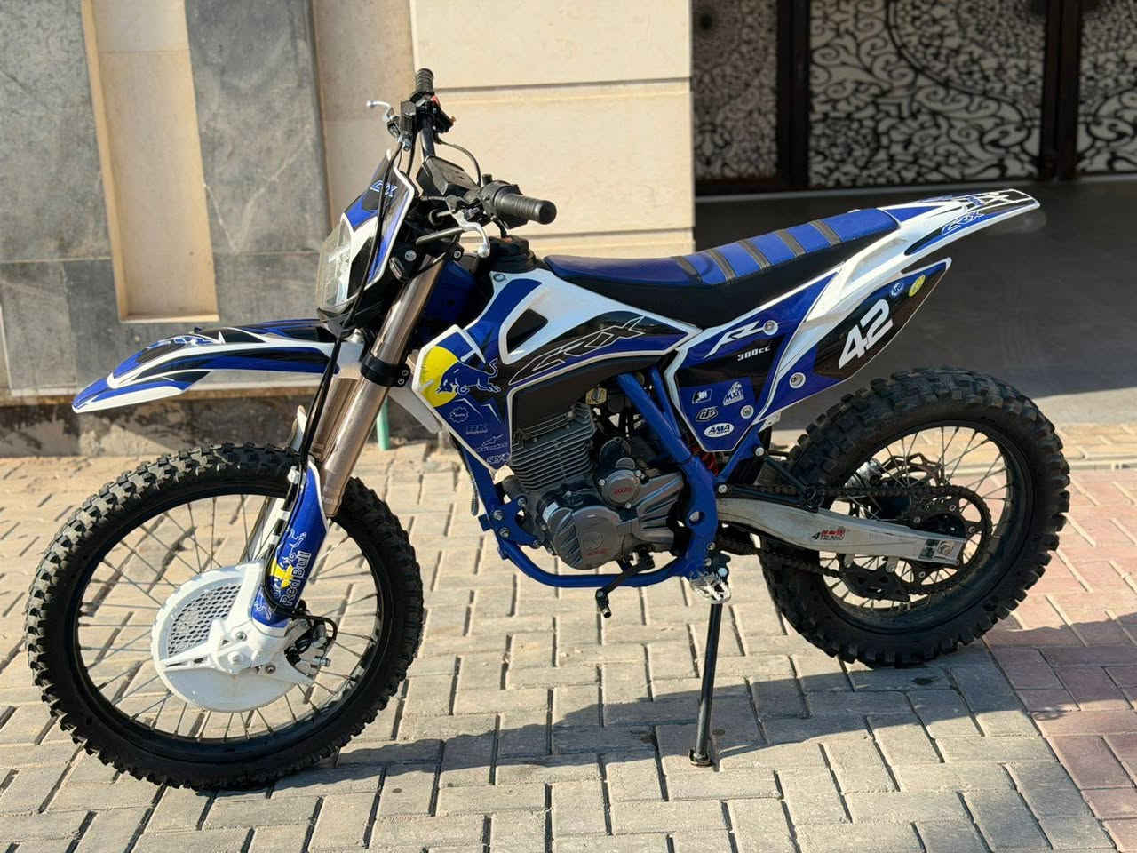 دراجه قفاز crx  2025مكينه300 دراجه جديده بنايلون 
دراجه كامله مكفوله من كلاشي سعر 1300وبيه مجال او مراوس بدراجه دايوان جبلي دراجه اوراقه كامله حته 
كمرك مدفوع عنوان جزيرة بغداد السياحيه +964 770 634 9337 رقم صاحب الدراجه /مكلف بلنشر الله يرزق جميع


**إذا كنت صاحب هذا الإعلان وتريد حذفه لأي سبب، رجاءا أرسل رسالة إلى الدعم الفني**