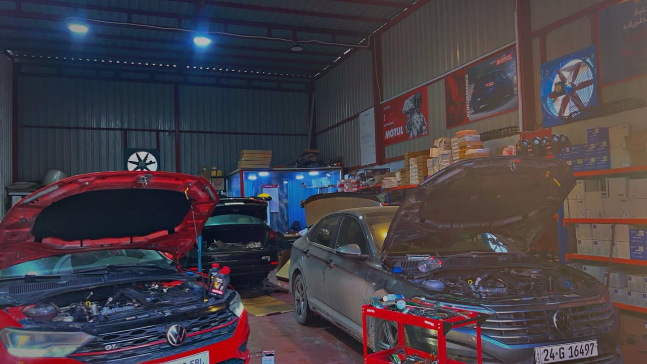 مركز MOTUL service صيانة عامة تشخيص اعطال برمجة قطع غيار كصه تفصيخ وجديد براند واصلي ومتوفر تجاري تتوفر كافة سوائل السيارة وفق كود الشركة زيوت المحرك وسائل البريك وماء راديتر G12 وفق كود الشركة 
لدينا توصيل لكافة انحاء العراق ***********
