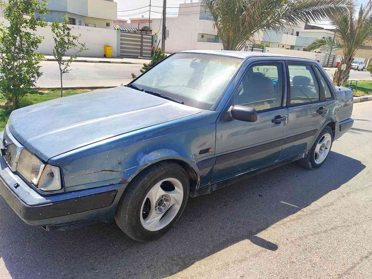 السلام عليكم 
فولفو موديل 1996/ 460
مكان نجف الاشرف 
*********** 
سعر 23 وبيها مجال
