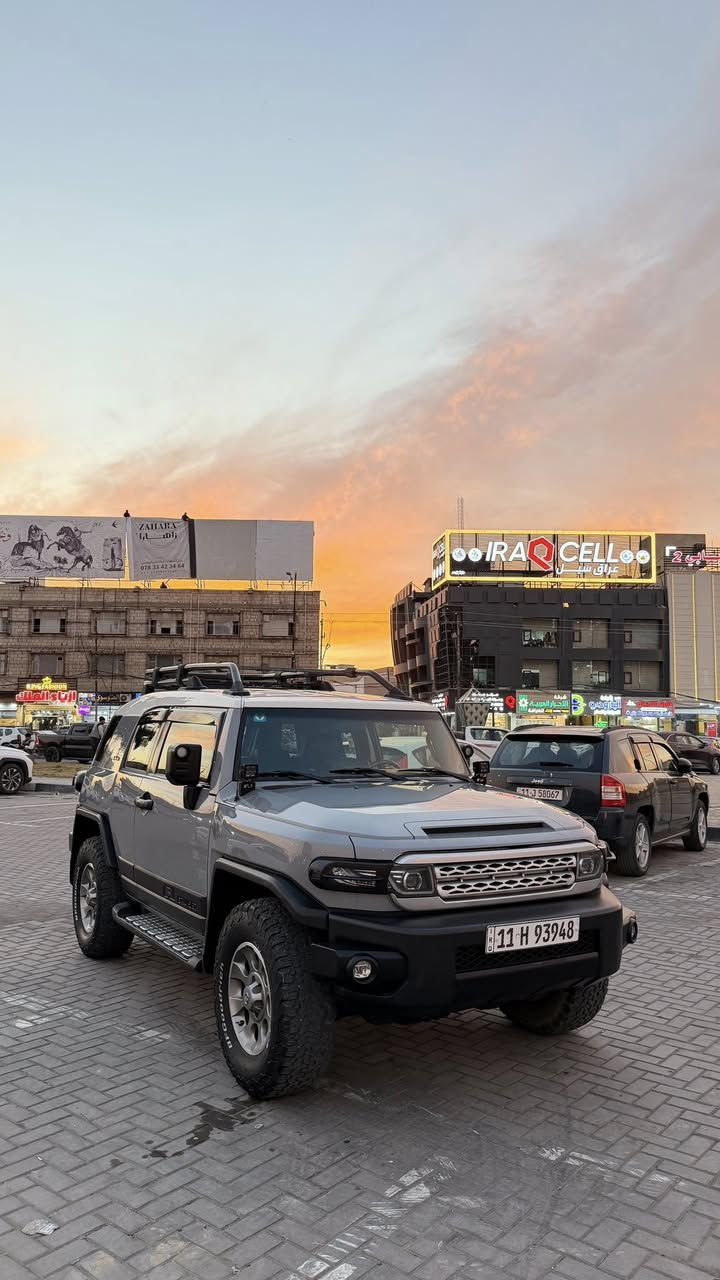 للبيع اف جي كروزر 2013 
وارد خليجي مكفول من الحادث والصبغ 

المواصفات Standard - اللون أسمنتي
فور ويل - دف لوك - اي تراك 
شاشة - تحكم ستيرن - كروس سرعة 
بروجكترات - تايرات حجري BFGoodrich

رقم بغداد هزة كاملة 
الممشى 174 ألف كم
اللسعر 23,000$

0782 881 1135
0774 081 1675
اللمكان كربلاء ..
