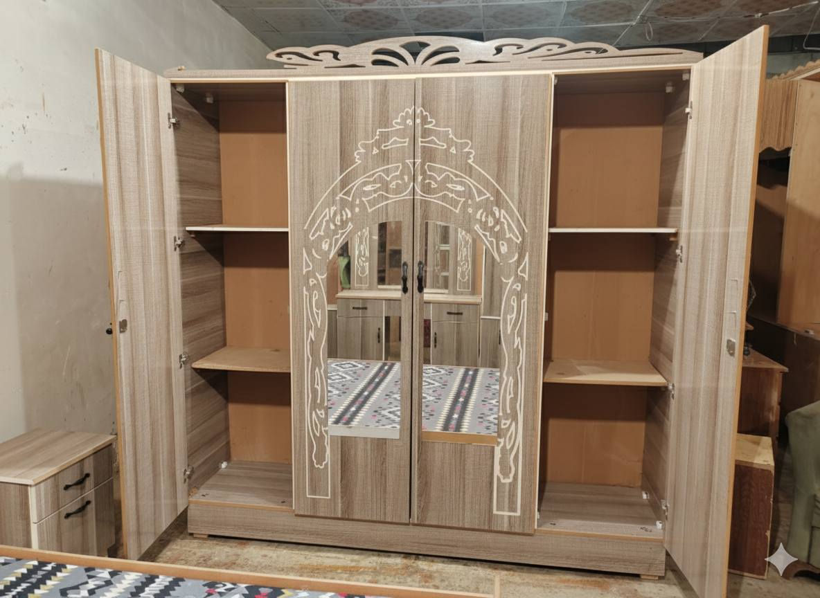 غرفة نوم تركي اربع أبواب مستخدم اقل من شهر شرط اي عيب مابيهة السعر 350ويرهم مراوس والعنده يبيع اشتري الشراي يجي خاص اويتصل برقم ***********مكاني كركوك
