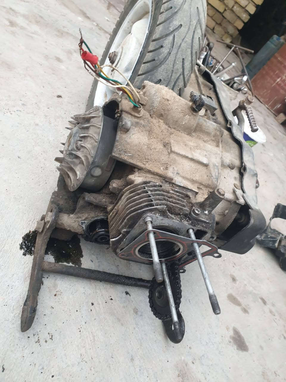 سلام عليكم  غراض دراجه فراشة لبيع لسعر خاص لمكان في ميسان مغربة لرقم ***********
