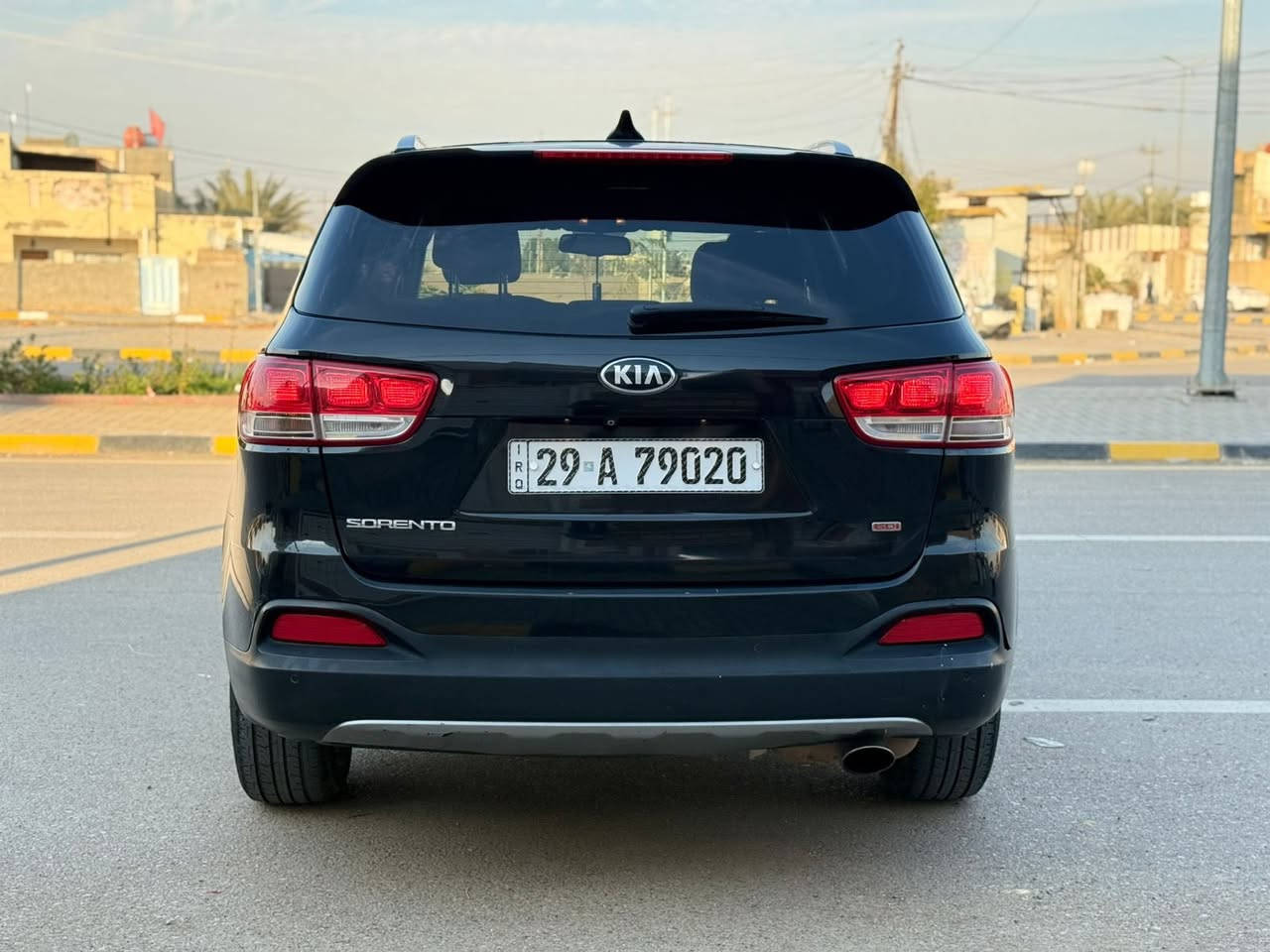 سورنتوا 2017 أمريكي بسمي رقم واسط
شاشة كبيرة كامرة دوارة تحكم ستيرن قطعتين تبريد مكينة 
4 سلندر مكينة مكفولة كير وحدادية مكفول تبريد ثلج 
5 راكب تخم تاير جديد داخل بيجي 3 أنظمة قيادة وسبورت
ضرر خفيف بدون ايرباك وبدون دواخل بالجانب وسطحي
وماكو اصلن ضرر طخات فقط والسونار بالصور بديهة يخبل

السعر بلاش وفرق عن السوك بس ما انزل سعرهة بسبب الناس الي تكسر بالحلال ومتخاف الله وقيمتهة  متسوة 

مكاني واسط والشراي يتصل موديل 17 
***********
***********
