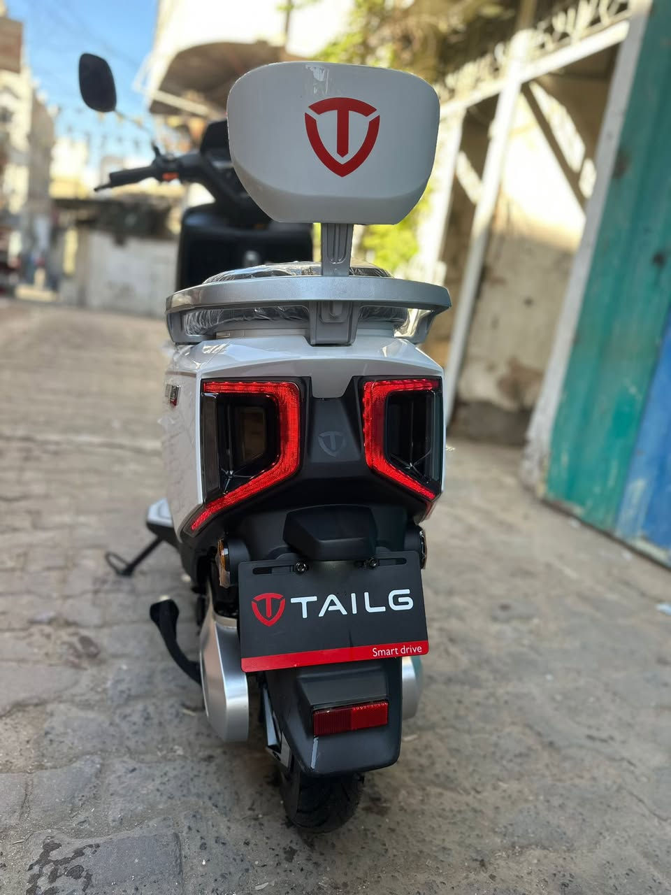 السلام عليكم 
دراجه شحن للبيع جديدة شرط بدون شخط
6 بطاريات 23 انبير
ابريك دسك امامي خلفي + نظام اي بي اس 
بصمه وتشغيل عن بعد 
نضام حماية سرقه 
سرعه 3 وضعيات 
سرعه 60 كم
السعر 950 الف 
ملاحظة… خاص غير متواجد 
👇
للتواصل مع رقم *********** واتساب
