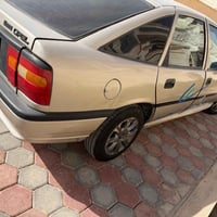 اوبل فيكترا • محرك ٢٠٠٠ • اوتوماتيك