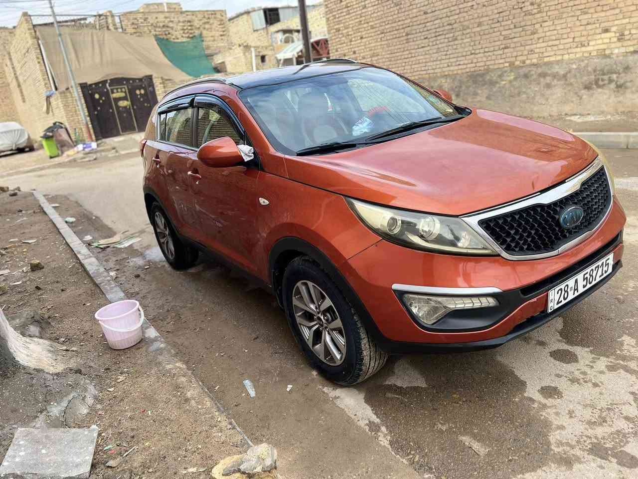 سيارة للبيع Kia sportag2015
وارد خليجي 
تخم تاير حداديه جدد 

مواصفات السيارة :
مكينة 2000دوش 
أربع سلندر 
شاشة +كامره 
تحكمات ستيرن 
وباقي المواصفات معروفه 

حادثها :
بنيد +جامله مصلح 
السنوية لل 30
رقم نجف مشروع وطني 
ماشية 200الف km
السيارة احلا من الصور 
للاستفسار:***********
