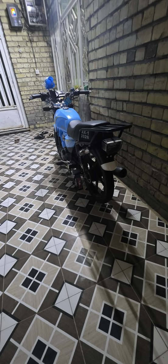 السلام عليگم دراجه نوع شاينك دايوان موديل 2026 الون ازرك بك لايت لد سرعه دراجه 160 مكينه 150scويل حجم 20 تانكي ياخذ 17لتر
بابل جبله
***********/***********
