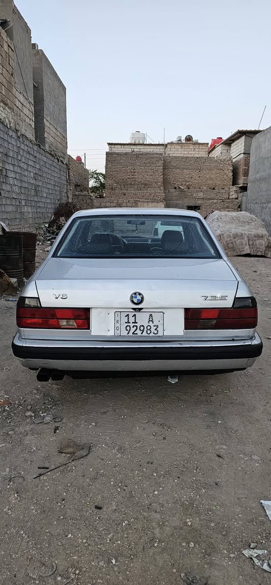 سلام عليكم 
بيع مستعجل  مو سعره  هذا ابد  وعارضه بسعر سايبه مابيه عمله ولو ربع دينار 
  السعر  ((((((   30    )))))))  عليه غرامات 600 وسنوية نافذه سنه وحده 
بي ام 735  موديل 91  رقم بغداد انكليزي شرط المداور  مكان كربلاء  
كير مكينة  كفاله  تبريد تدفئة فتحة شغال لايتات زنون  السياره صبغ عام  شرط بدون اي حادث او معجون  فقط بالباب خلف العبري  غرفه جلد لون نيلي نضيفه   سستم سماعات عدد 8 بلاد كلهن جدد  منضومة تبريد بوكس +فريز+بخاخ+راديتر تدفئة  مال كصه مبدلهن كبسه وحده   تايرات خلفي جديد اماميات انضف من النص عمر    
السياره بدلت بيه حداديه اماميه وماسويتله ميزانيه 
ذراع ماسحه جهة العبري نقص
  كارت جام بي الخلفيات ميتشغلن بس امامي 
يرادله لحيه دعامية  اماميه 
يرادله كلج مروحه وحاضن لان عندي كهربائية ولغيته لان من تشتغل تسحب تيار قوي يله تنهض
هاي تفاصيل السياره بالكامل  عجبتك على تفاصيله  تعال شوف واقتنع ماعجبتك تلگه الاحسن بدون لاتعبني ولا اتعبك


**إذا كنت صاحب هذا الإعلان وتريد حذفه لأي سبب، رجاءا أرسل رسالة إلى الدعم الفني**