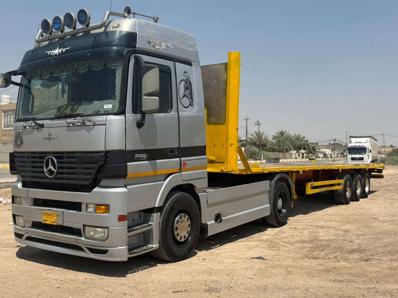 للبيع اكتروز شمعة 2001
رقم دهوك شرط التحويل
ضريبه غرامه مصفره
حجم محرك 53   V8 شاصي محور طويل 18
مرسمه العربه نفسها الوراها
تخم تاير راس وعربانه
رتايدر 5 طكات
تبريد
ثلاجه
محرك كير اكسل مكفولات
السعر (195) ورقه $
العنوان ديالى / كنعان 
الاستفسار
☎️ ***********
☎️***********
