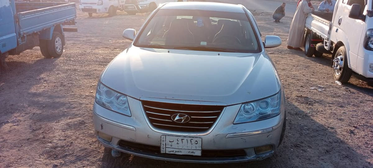 السلام وعليكم سوناته 2010فول تبريد ثلج محرك 2400لا تبخير ولا تنقيص السياره مصبوغه عام جماليه رقم المبايل***********/***********/السياره عارضيهه90وبيهه مجال
