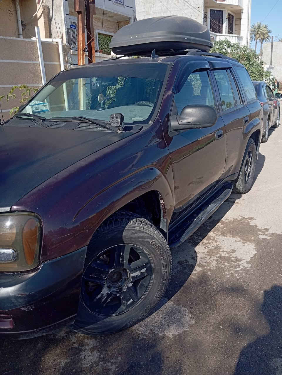 السلام عليكم
بلايزر 2006 سيارة نضيفة صدر جديد تايرات جديدة منضومة غاز الداخل نضيف السعر 75 بيها مجال بسيط 
للاستفسار  ***********
