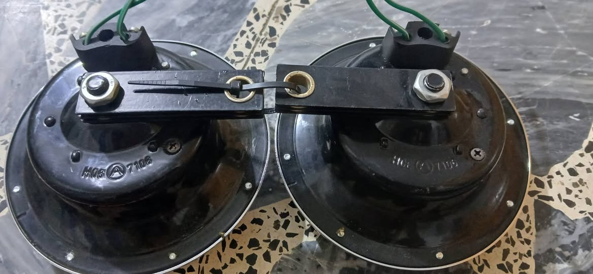 عنجه حرف اي هورنات مال مزامط تجي تسمع وتقتنع يله تاخذهن اقراص مختمه٢ب٥ رايدهن٢٠٠ مكاني كاظميه ***********
