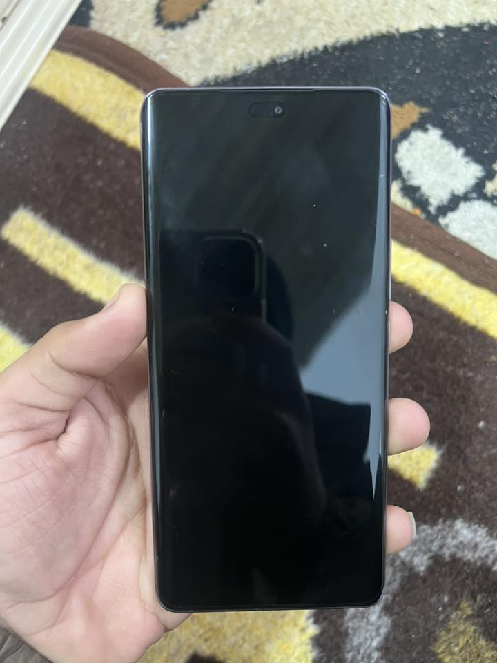 هونر x9c
ذاكره/256
جهاز جديم كارتون وشاحنه شحن سريع اصلي
استفسار/***********
