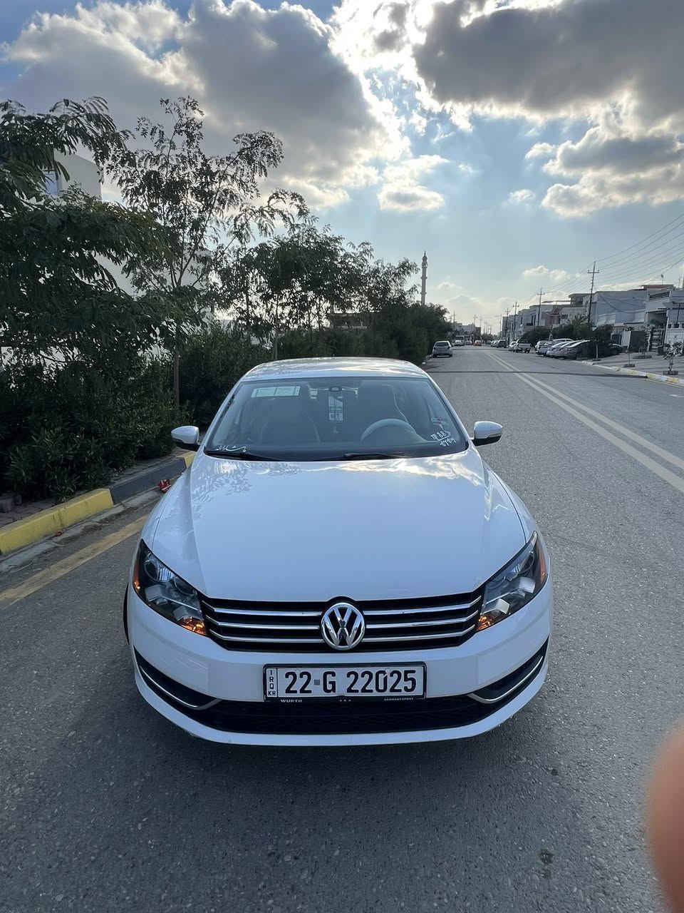 بسم الله الرحمن الرحيم
⚜️باسات ⚜️
موديل :2015
حجم محرك V5 2.5🚀
(ماشاء الله سيارة جديدة وحلوة بمعنا ال كلمة)
ماشية:177 km الف 

⬇️مواصفات⬇️   
✴️خمسه مواصفات 
✴️كشنات هيتر
✴️شحن وايرلس 
✴️سقف شامو  
✴️ستيرن يدوي   
✴️وضعيات قيادة سبورت نورمال دبل كير    
✴️تبريد 2قطع 
✴️شاشة كبيرة 
✴️نظام ملاحة خرائط
✴️مانع انزلاق  
✴️لايت زينون  اصفر 

ضرر قطعتين بدون دواخل
ايرباكات كلهة سليمة شرط ✅
كير وا محرك بشرط 

سعر :150ورقة بيها مجال للطيبين اذا تشوفة غالية أنشأ الله تصعد اغاتة لاتكسر بسعر رحم والدينك

مكان سيارة : كركوك 🌀

الاستفسار 📞☎️ . ***********
