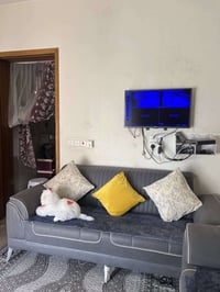 تخم ٨ مقاعد • ضمان ٥ سنوات • حي جهاد