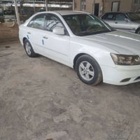 سوناتا ٢٠١٠ • مكينة ٢٠٠٠ • خمس قطع