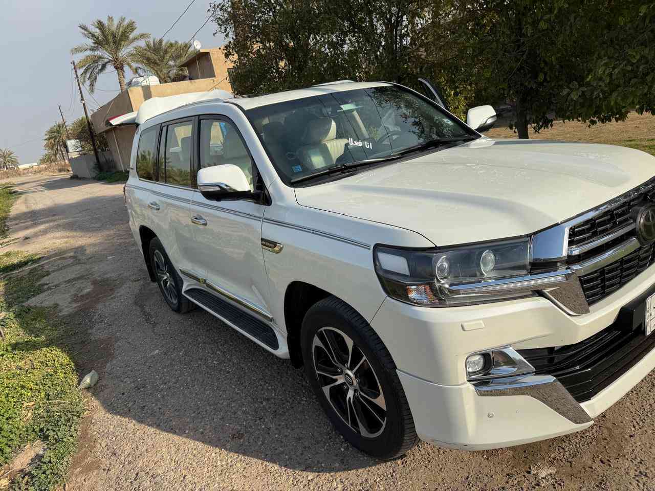 سلام عليكم لاندكروزرGxr موديل 2020محدث 2021محرك 8سلندر 4600  رقم بغداد تحويل مباشر السعر 49.500 وبيهه مجال 
***********
