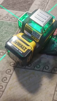 ديولت • ١٢ خط • مع بطارية