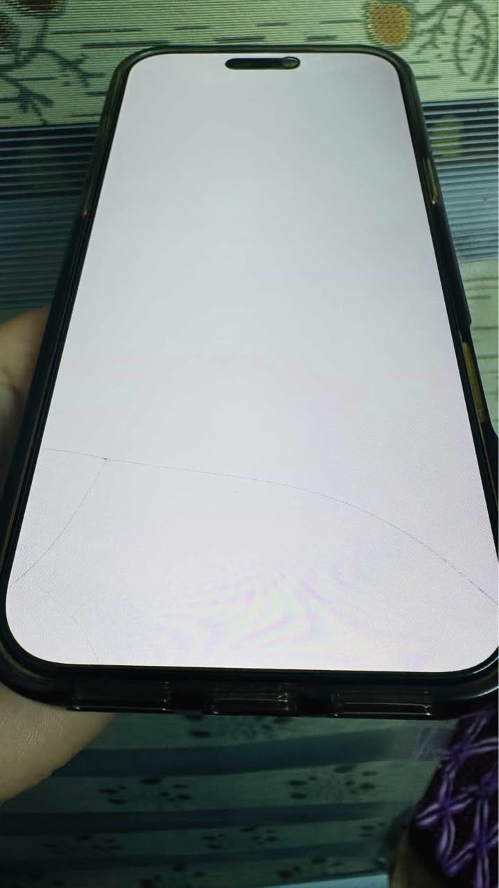 17 برو ماكس جهاز كلش جديد  بطاريه ميه  ستخدام 3 اشهر فقط 
صار بي كسر بسيط بلكلاسه مثل ماموضح 
لا مأثره ع لمس ولا ع اي شي 
حاليا الجديد مليونين و300 الف  
وهذا جديد مجرد الفطر البسيط 
رايده مليون و 750
مكاني رميثه وهذا رقمي *********** السماوا, المثنى
