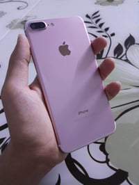 ايفون 7 بلس • ذاكره ١٢٨ • بطاريه ٨٨