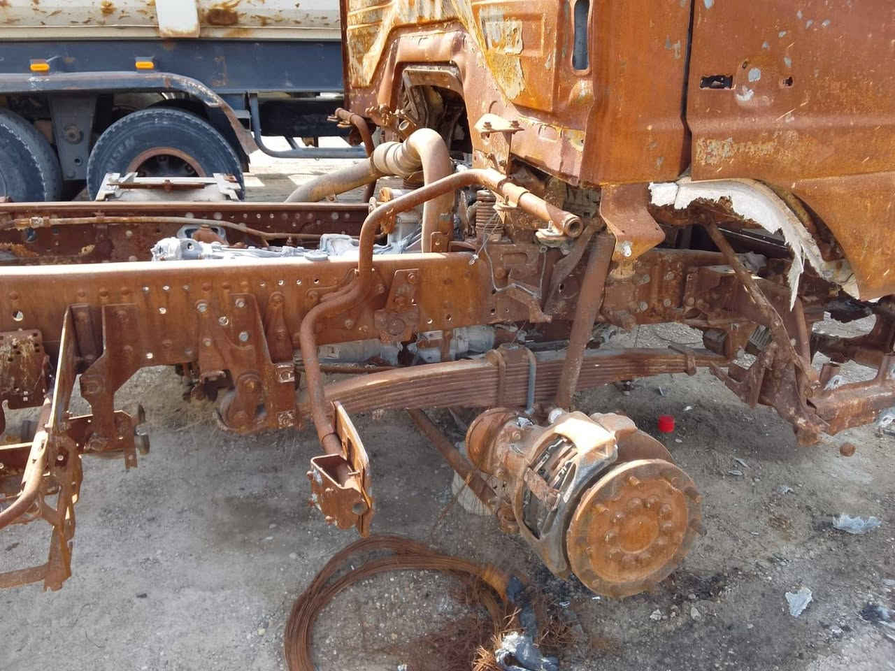 معرض الوان لتجارة السيارات والمعدات الثقيلة يرحب بكم
باادارة الأخوين الحاج مزاحم الحلبوسي وصلاح الحلبوسي
العنوان الانبار الفلوجة الخط السريع
*********** صلاح الحلبوسي
*********** صلاح الحلبوسي
*********** عبود الدليمي
*********** عبود الدليمي
اكسورات 
ارقام وسنوية 
اكتروس ارقام+شاصي
