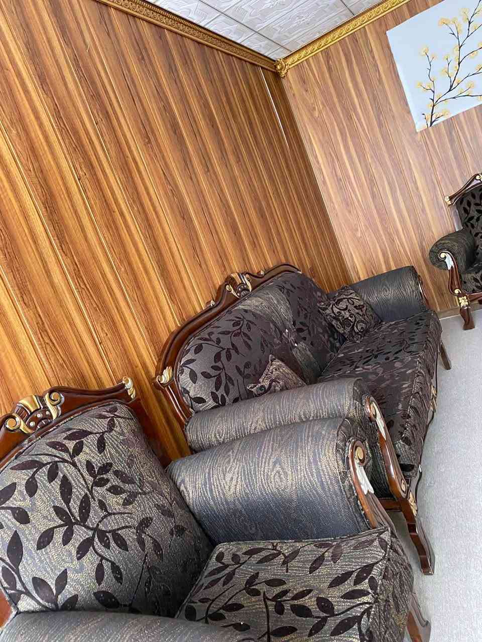 قەنەفەی تورکی بۆ فرۆشتن زۆر زۆر پاکە وەک تازە وایە

نرخی ٤٠٠ هەزار و معامەلەیە 
لە سلێمانیم 
*********** السليمانية, العراق
